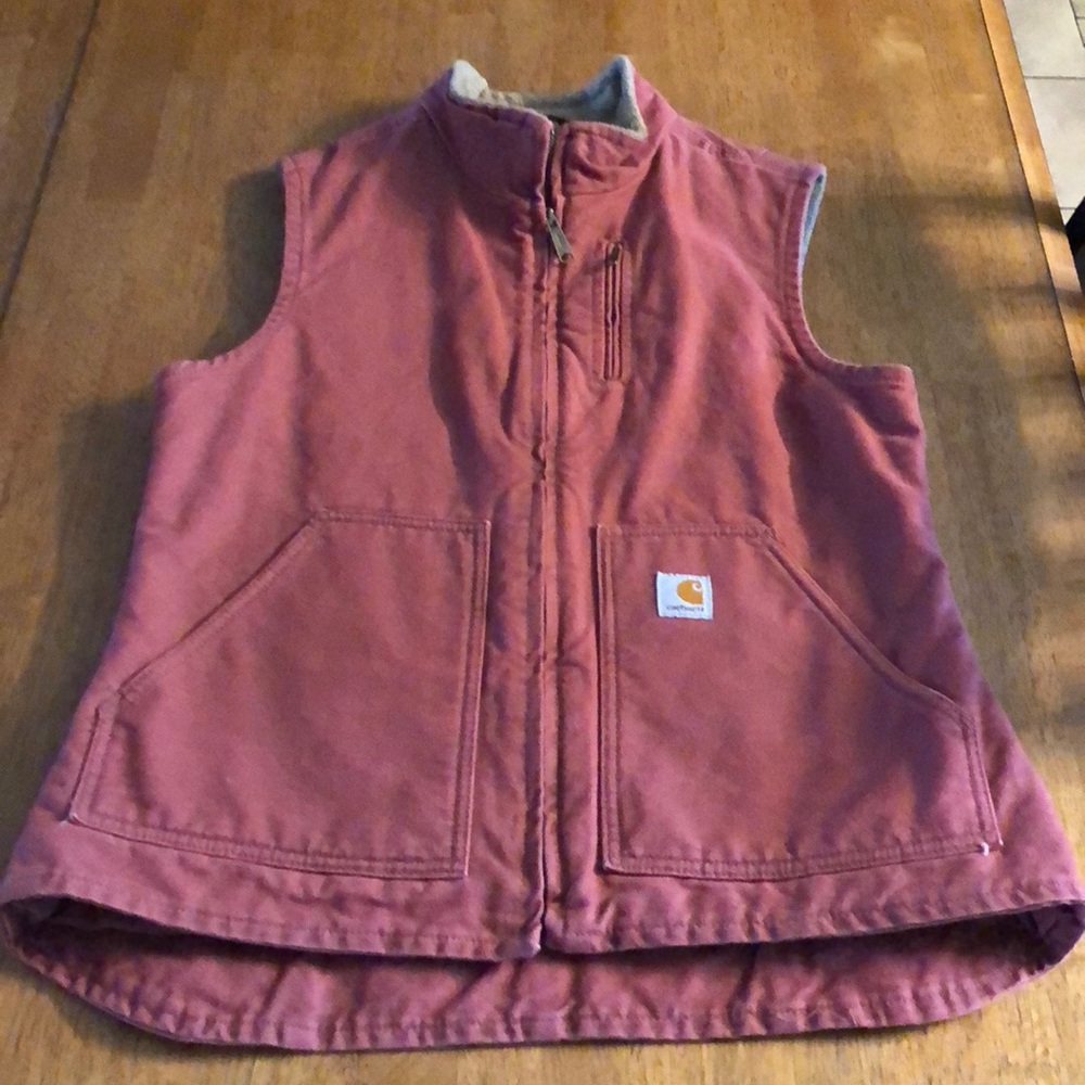 Women’s Carhartt vest med